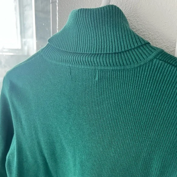 CLEARANCE Women’s Medium Green Orvis Long Sleeve Turtleneck Sweater - Picture 8 of 9